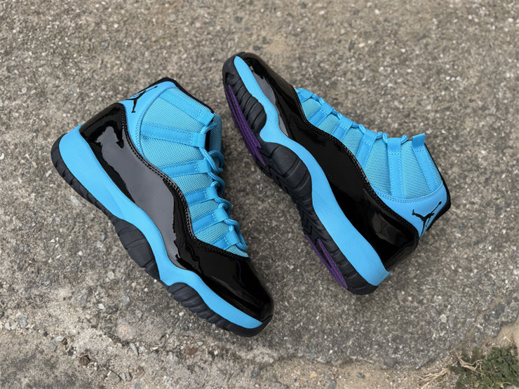 AJ 11