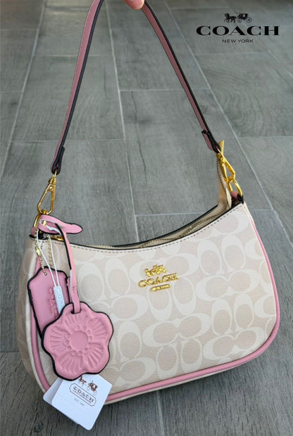 Coach purse | Variety