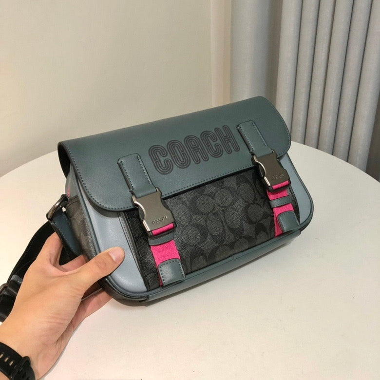 Coach new purse | Unisex