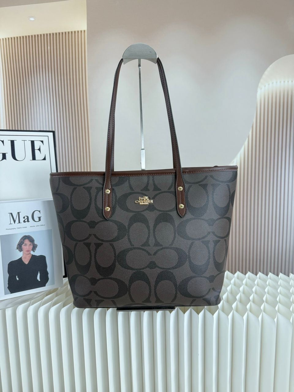 Coach purse | Medium Brown