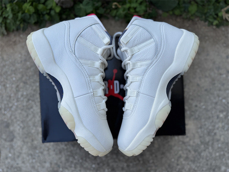 AJ 11