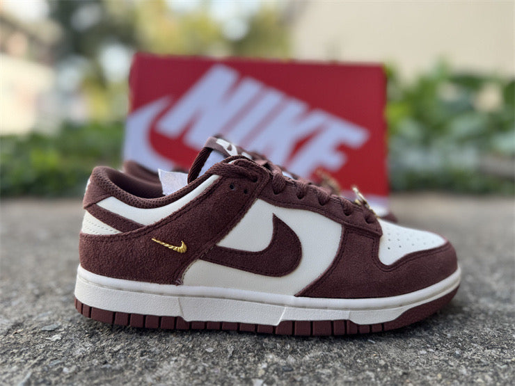 Nike Dunk | Brown