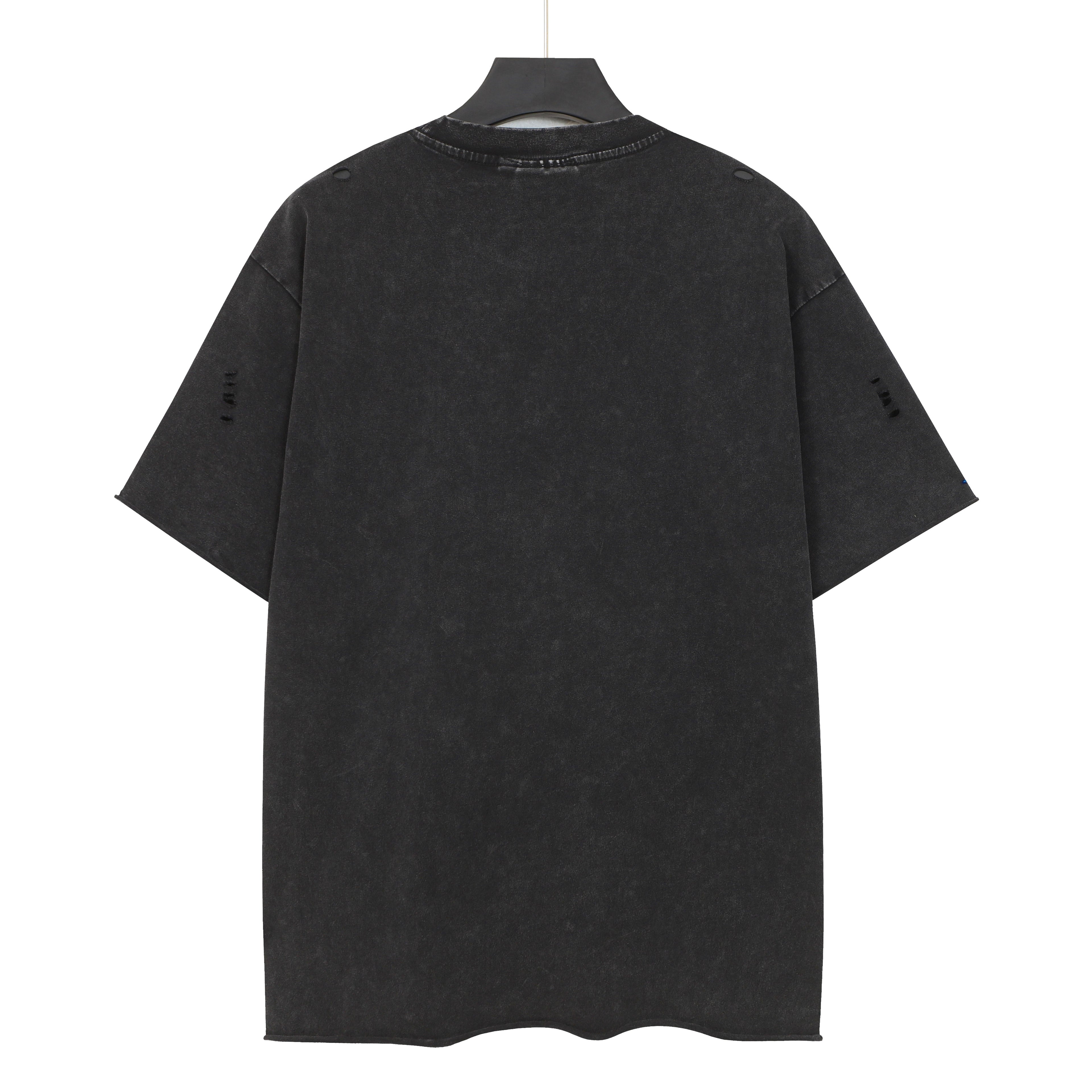 Men t-shirt | Saint Global Collection