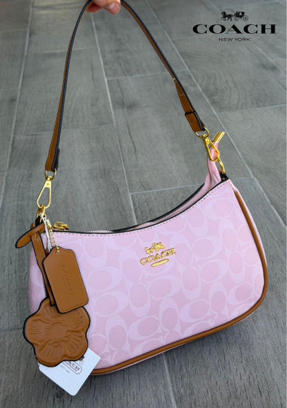 Coach purse | Variety